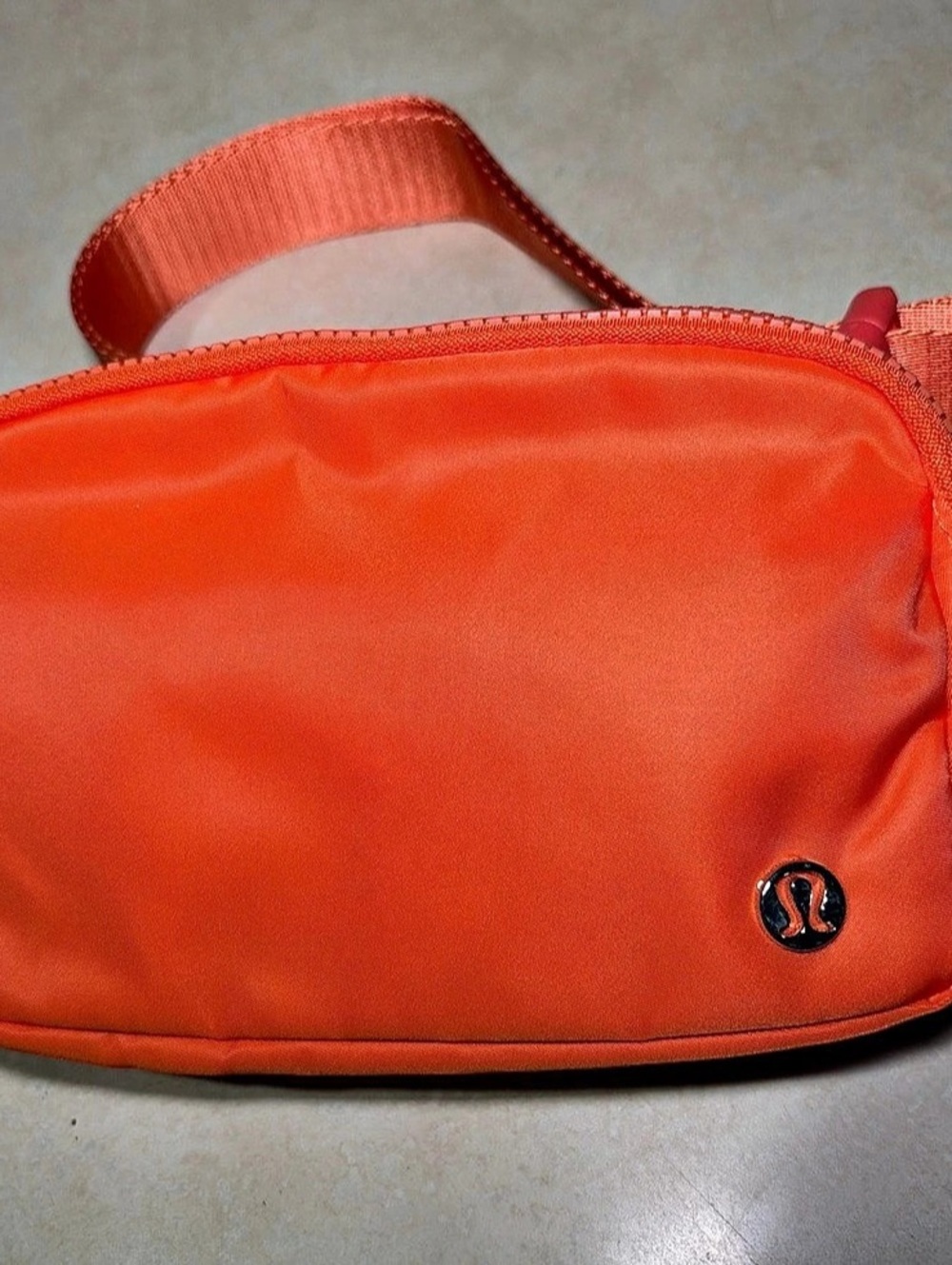 lululemon Everywhere Belt Bag/Fanny Pack Orange Pre-owned